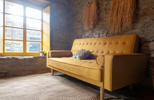 Mogadouro Haus | Lagos Com Sabor Guest House