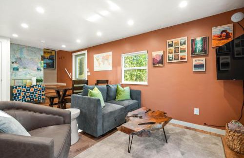 Coram Haus | Laid Back Cabin 7 Mn To Glacier, Private Fire Pit