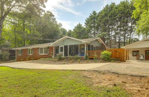 Duluth Haus | Lake and Dock Access Peaceful Retreat in Duluth