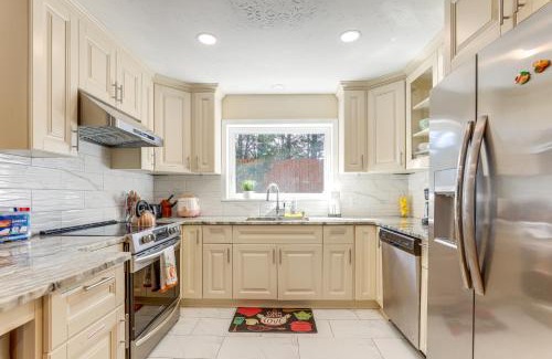 Duluth Haus | Lake and Dock Access Peaceful Retreat in Duluth