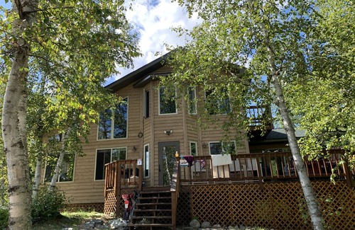 Ely Kabine | Lake cabin on 5 acres and 780' of shoreline on an island with panoramic views.