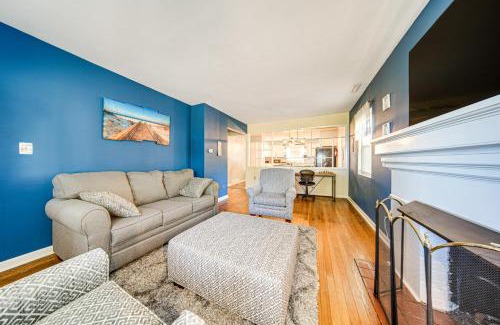 North Kingsville Haus | Lake Erie Escape Family-Friendly Home with Patio