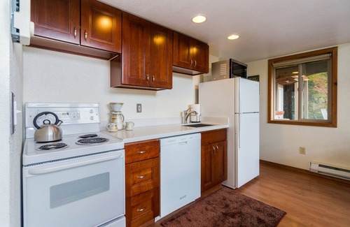 Leavenworth Kabine | Wunderschönes Chalet mit Waldblick und eigenem Whirlpool!