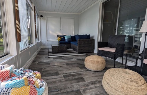 Cadillac Haus | Lake front home with dock access!