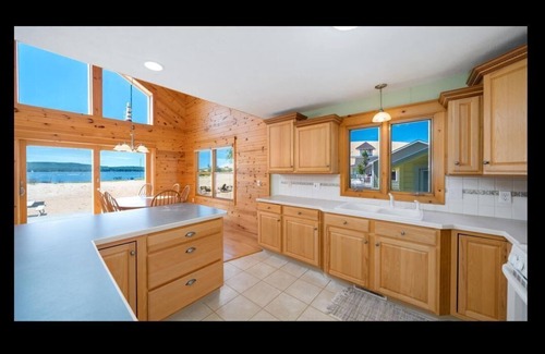 Mears Haus | New Lakefront Silver Lake Vermietung