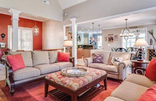 Olde Ferry Estates Haus | Macon Memories-Gorgeous Luxury Familienferienhaus, Hauptseebucht w / Sonnendeck