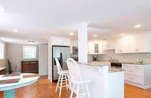 Bethlehem Hütte | Lake Hickory