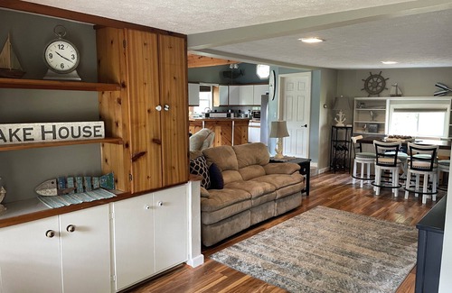 Lakeview Haus | Lake house on the water