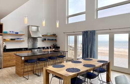 Au Gres Haus | Lake Huron Beach House
