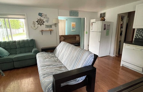 Au Gres Haus | Lake Huron view just a minute walk to private sandy beach.