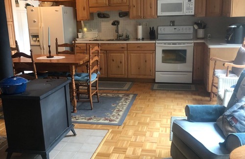 Pointe Aux Pins Kabine | Lake Life at its best! Enjoy this Cabin on Bois Blanc Island.