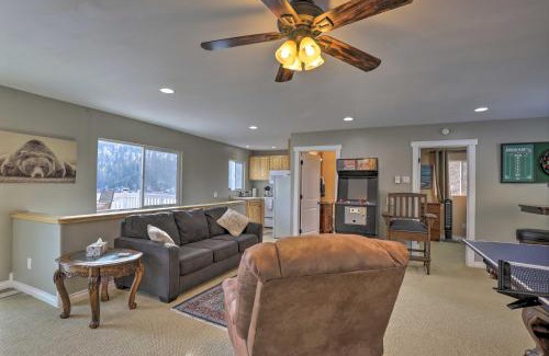 Loon Lake Haus | Lake Loon Hillside Cottage with Private Deck!