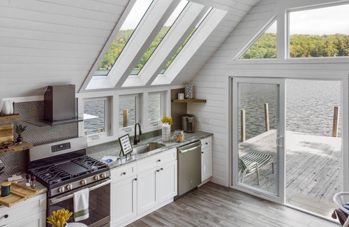 Newbury Haus | Lake Retreat | Dock | 3 Cottages | Firepit
