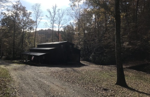Iuka Haus | Lake Retreat / Iuka Ms JP Coleman State Park