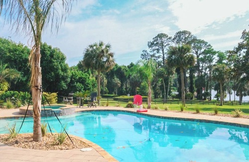 Melrose Haus | Listo 1 de julio, propiedad increíble frente al lago de 5 estrellas, retiro privado