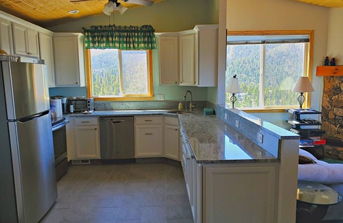 Tahoe Village Haus | Lake Tahoe ist das Beste! Panoramablick auf den See - Eigene Hot Tub in Heavenly Wi / Fi, A / C