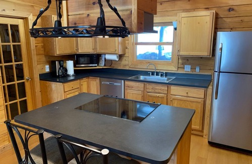 Alpine Lake Skihütte | See-Ansicht-Chalet im alpinen See-Erholungsort