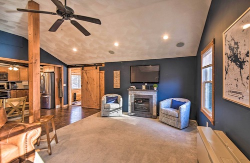 Moultonborough Hütte | Lake Winnipesaukee Getaway w/ Private Beach Access