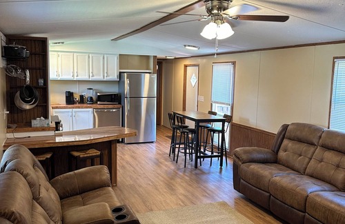 Sevierville Haus | Lakefront! 2 bed, 2 bath with Private Dock