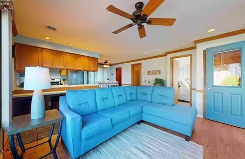 Huron Haus | Lakefront 2 bedroom guest house