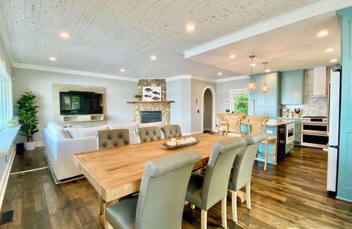 Buffalo Kabine | Lakefront + Beach + Sauna + Paddleboards + Canoe