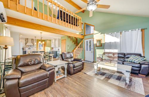 Pocono Lake Haus | Lakefront Cabin Kayaks, Paddle Boards and Fishing