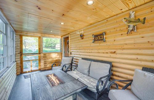 Markville Haus | Lakefront Cabin with Dock, Fire Pits in Danbury!