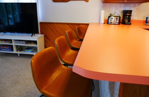 Curtis Hütte | Lakefront Cottage-2Bdr-1.5Bth-Sleeps 6