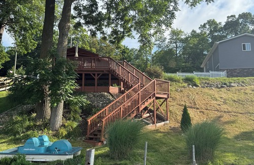 Barnes Lake-Millers Lake Hütte | Lakefront Cottage - just north of Lapeer on private all lake sports lake