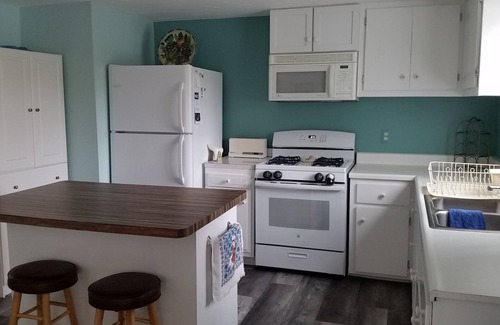 Lake Haus | UNTERKUNFT AM SEE / LK. GEORGE, MI / FAMILIENFREUNDLICH