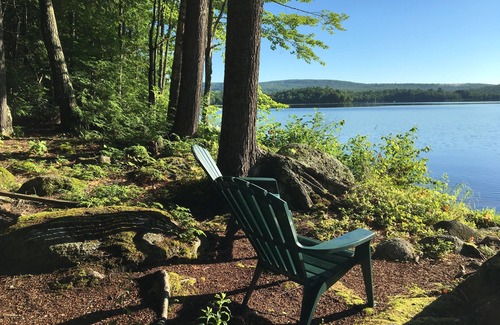 Saint Albans Hütte | Lakefront Cottage