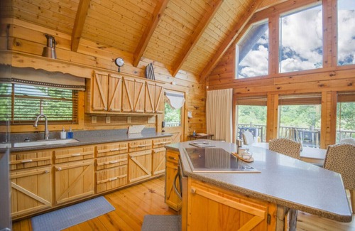 Ten Mile Haus | Lakefront Haven on Watts Bar