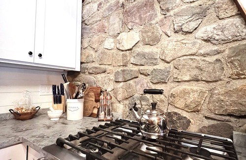 Hewitt Haus | Lakefront home on Greenwood Lake