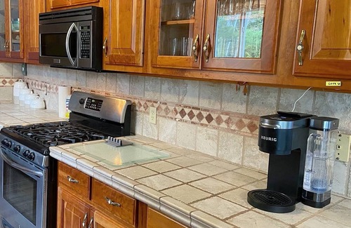 Farwell Haus | Lakefront Home w/ big yard and breathtaking views