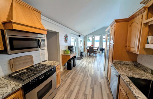 Whitmore Lake Haus | LakeFront Home W / Guest House 200ft Strand Panoramablick 10 Personen