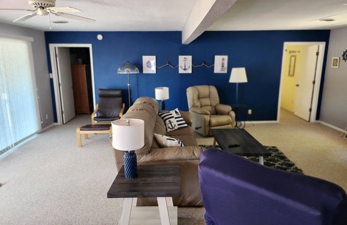 Lake Ozark Haus | Lakefront house RIGHT on the water! 3.3 mm Lake of the Ozarks. Calm cove