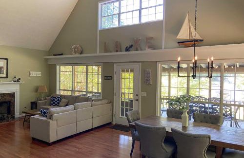 Lake Oconee Haus | Lakefront House with Private Dock and Fire Pit!