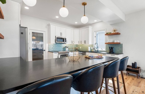 Lake of the Ozarks Haus | Lakefront Luxury - Private Dock - 2 Spacious Decks - Heart of the Lake!