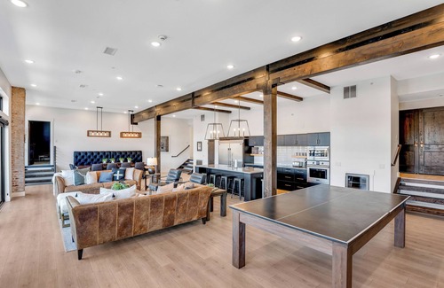 Osage Beach Eigentumswohnung | Penthouse in den Reserve Lofts