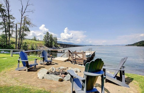 Sandpoint Haus | Lakefront property w/boat lift
