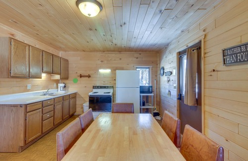 Park Rapids Kabine | Lakefront Resort Cabin w/Porch in Park Rapids!
