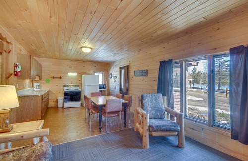 Park Rapids Kabine | Lakefront Resort Cabin w/Porch in Park Rapids!