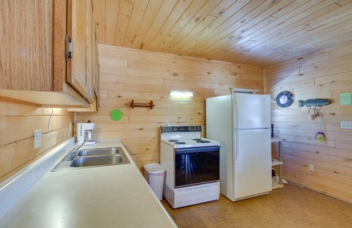 Park Rapids Kabine | Lakefront Resort Cabin w/Porch in Park Rapids!