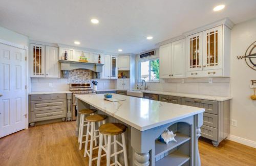 Stansbury Park Haus | Lakefront Utah Home with Private Beach, Dock and Canoe