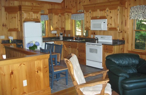 Raymond Hütte | Lakeside Cottage mit allen Annehmlichkeiten