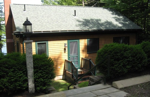 Raymond Hütte | Lakeside Cottage mit allen Annehmlichkeiten