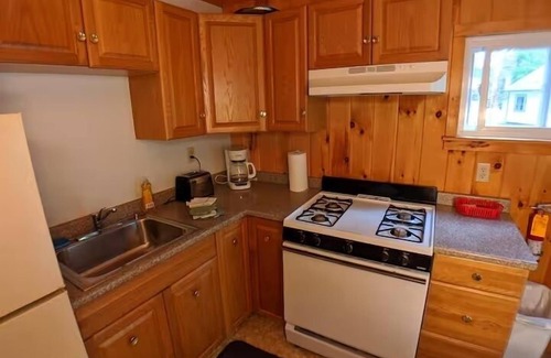 Raymond Hütte | Lakeside Escape Just Steps from Shared Sandy Beach and Swimming Area