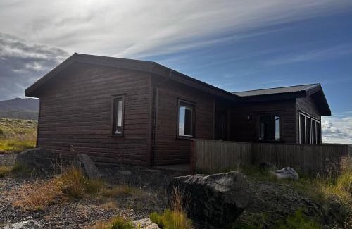 Hvammstangi Kabine | Lakeside Lodge at Sindrastaðir