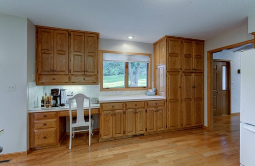 Battle Lake Haus | Lake Vacation! 6BR-12beds-3.5ba - Swim/bonfire/Arcade/ping-pong/foosball