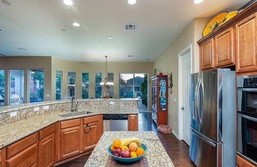 Balboa Way Haus | Lakeside Property mit Infinity-Pool und Whirlpool